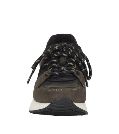 Baretraps Cabriole Sneaker