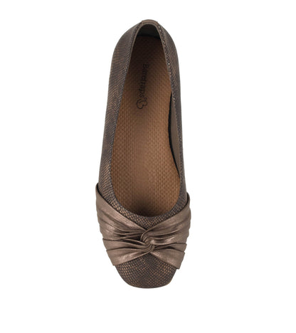 Baretraps Chainey Casual Flat