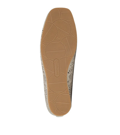 Baretraps Chika Casual Flat