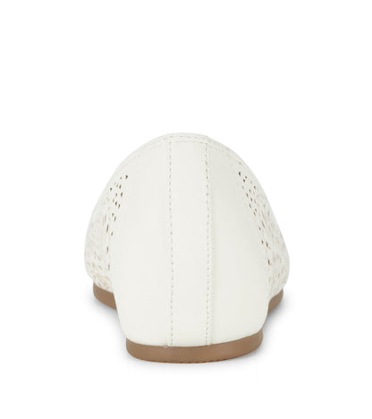 Baretraps Chika Casual Flat