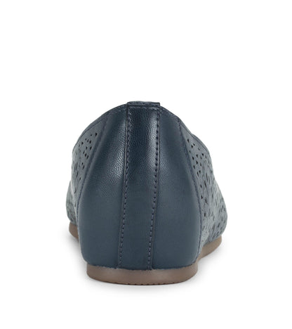 Baretraps Chika Casual Flat