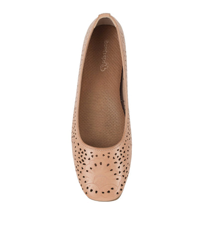 Baretraps Chika Casual Flat