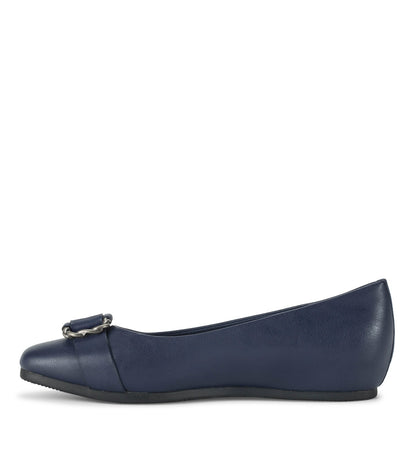 Baretraps Colette Flat