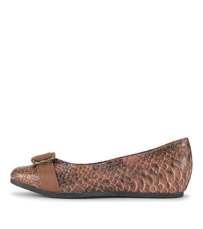 Baretraps Colette Flat