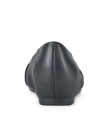 Baretraps Milady Flat