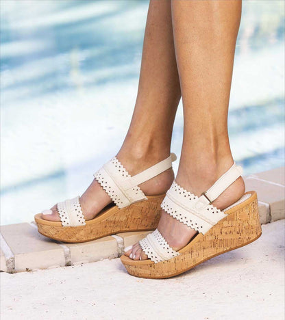 Baretraps Rene Wedge Sandal