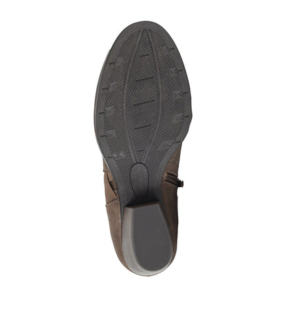 Baretraps Ridgely Block Heel Bootie