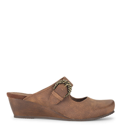 Baretraps Luna Mary Jane Mule