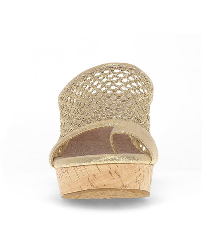 Baretraps Bethie Wedge Sandal