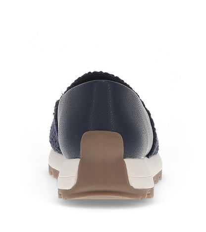 Baretraps Gennie Slip On