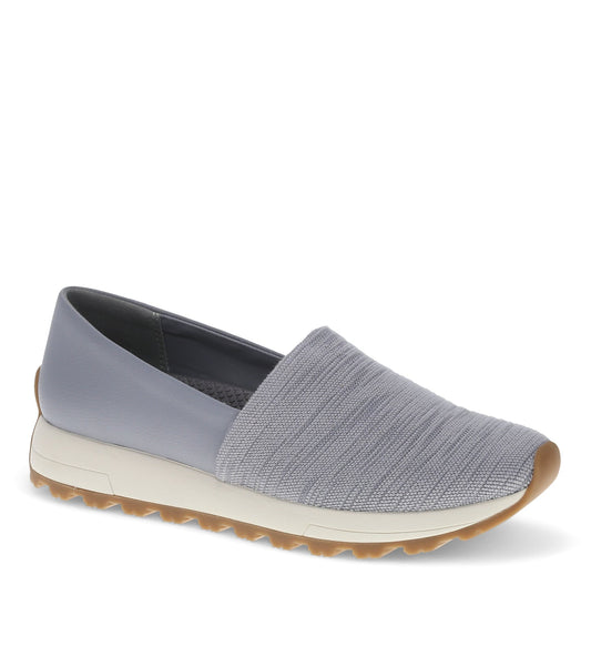 Baretraps Gennie Slip On