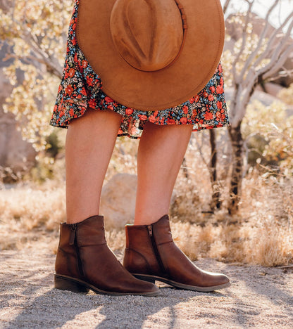 Baretraps Alona Block Heel Bootie