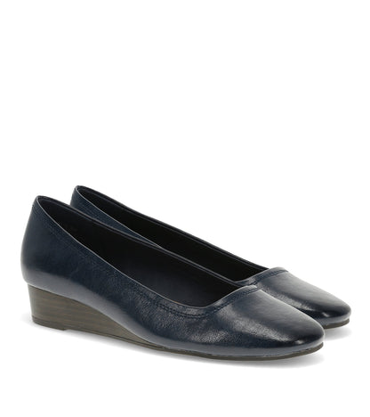 Baretraps Covette Wedge Slip On