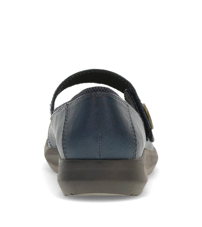 Baretraps Joesie Mary Jane Flat