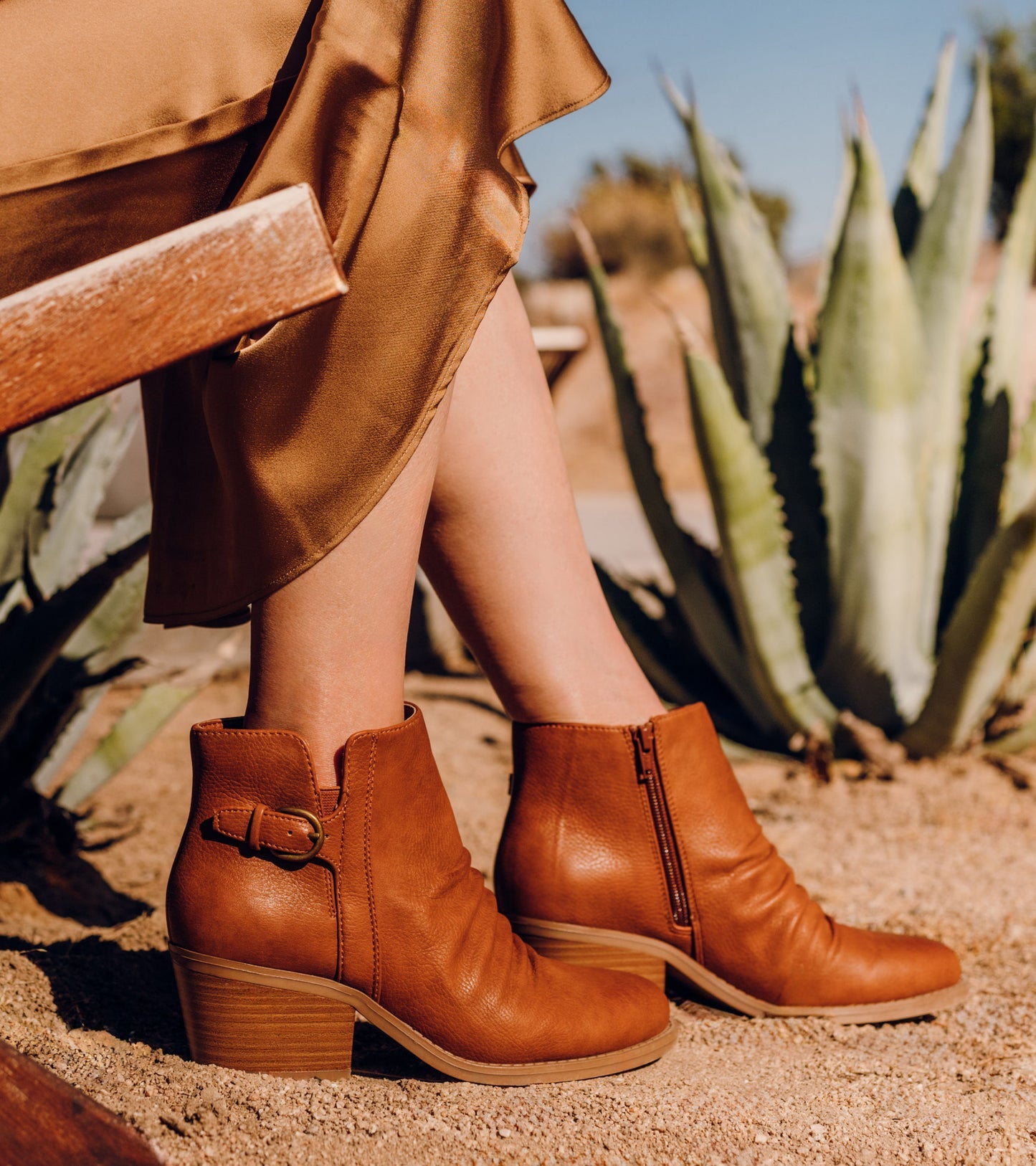 Baretraps Linnea Block Heel Bootie