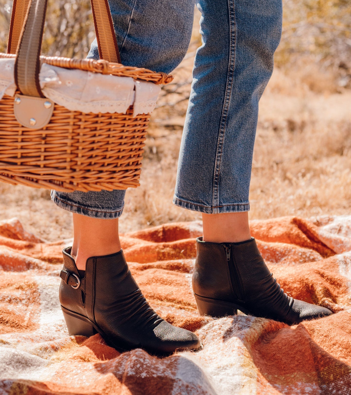 Baretraps Linnea Block Heel Bootie