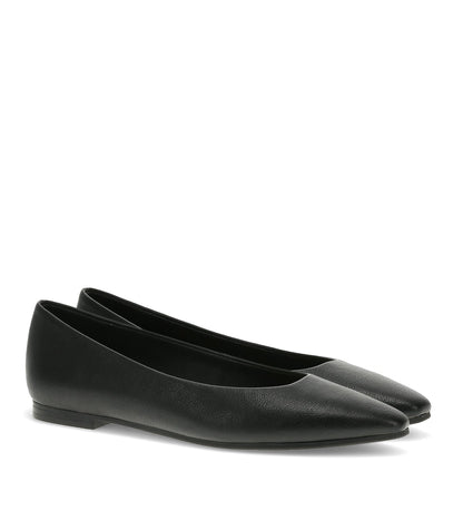 Baretraps Rhonda Casual Flat