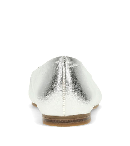 Baretraps Rhonda Casual Flat