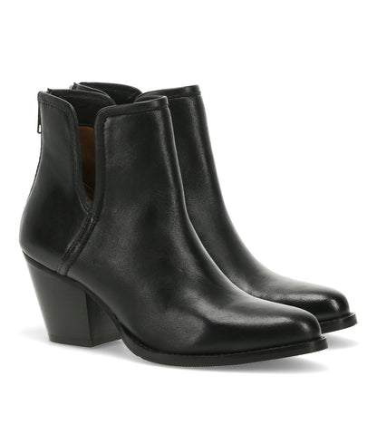Baretraps Nanny Block Heel Bootie