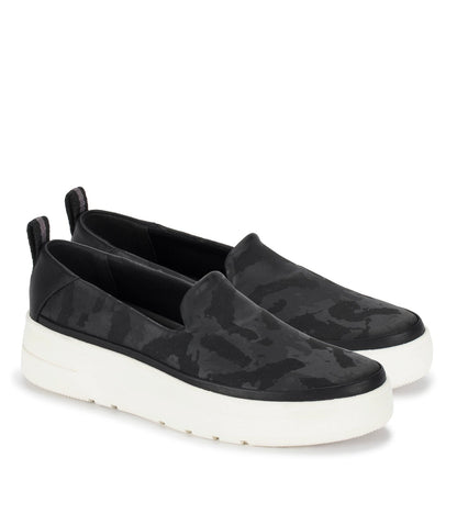 Baretraps Nevin Slip On Sneaker