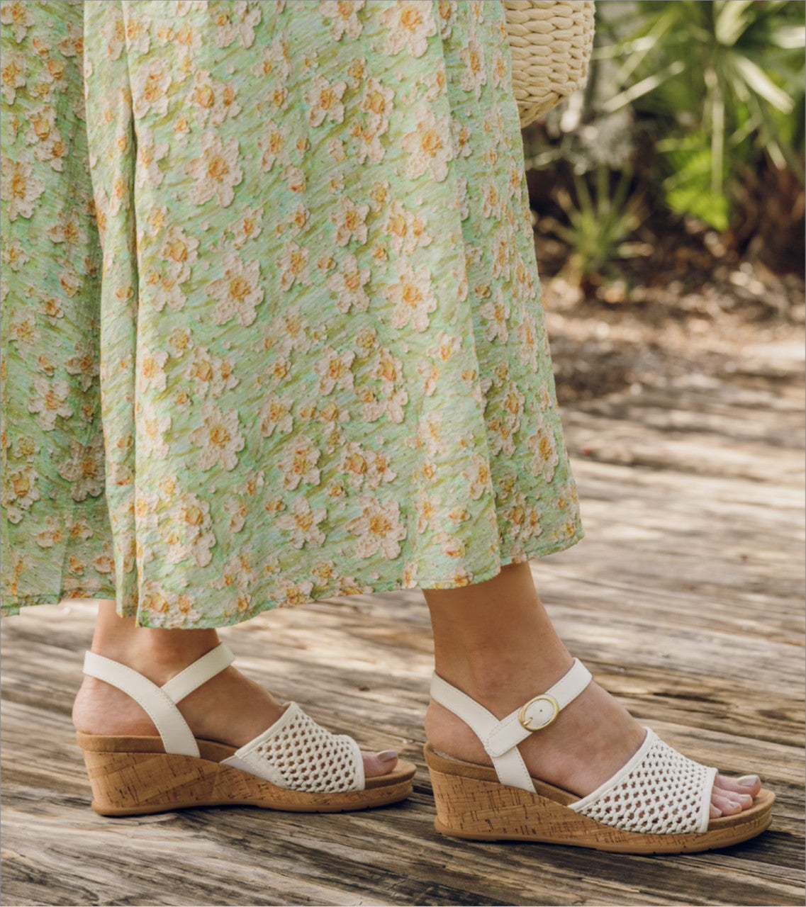 Baretraps Fernelle Wedge Sandal