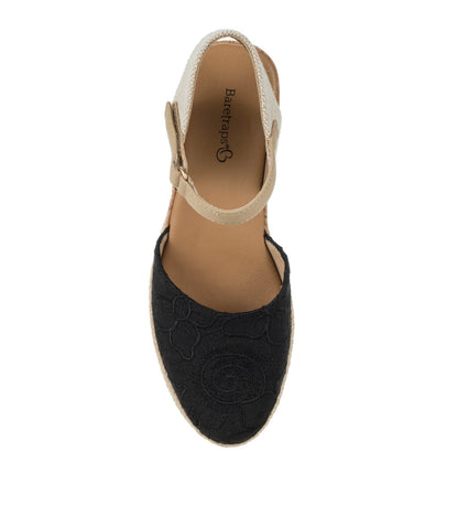 Baretraps Alycia Closed Toe Wedge Sandal