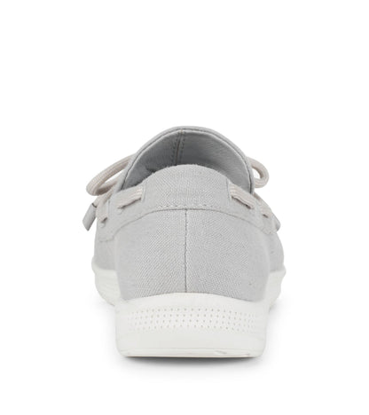 Baretraps Venia Boat Shoe
