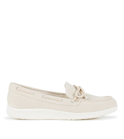 Baretraps Venia Boat Shoe